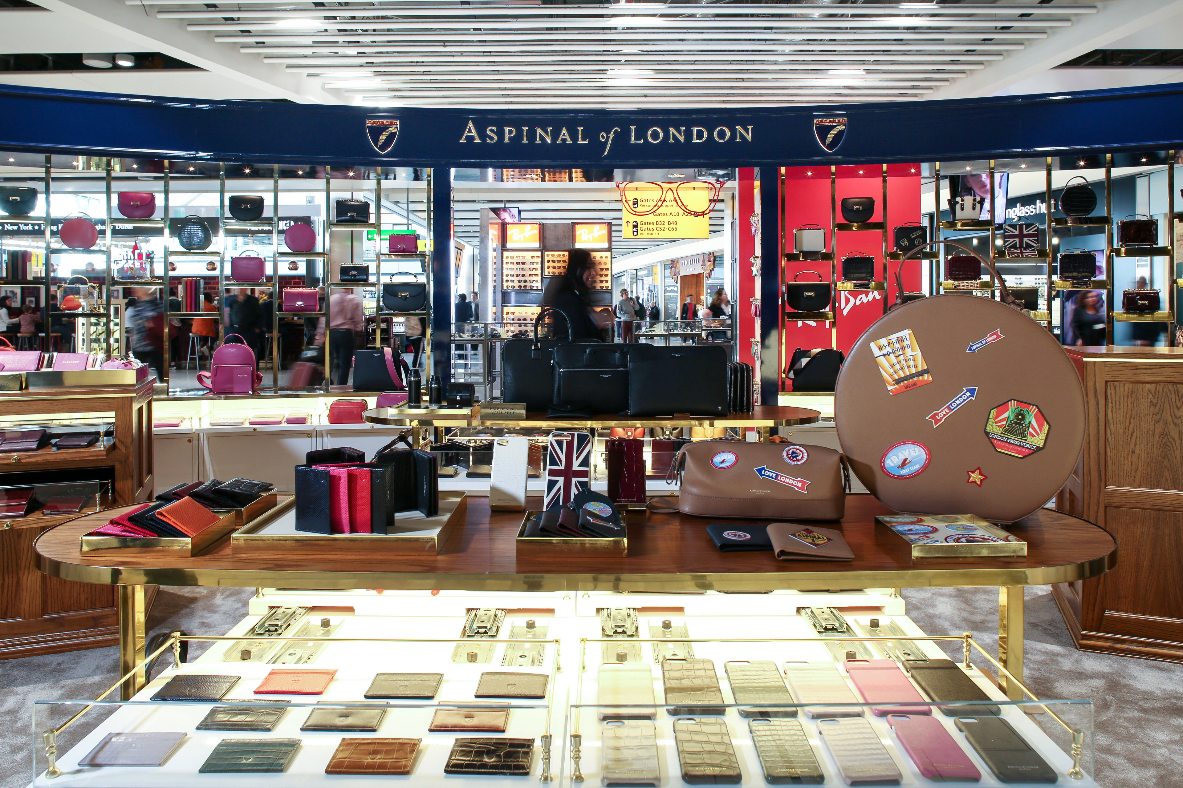 Heathrow welcomes Louis Vuitton T4 pop-up ahead of boutique opening