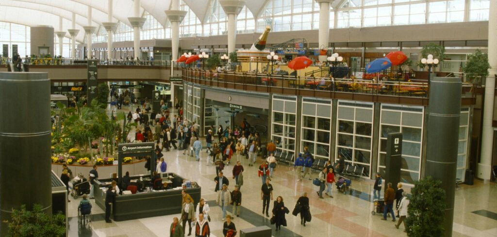 Denver Airport hosts job fair - Passenger Terminal Today