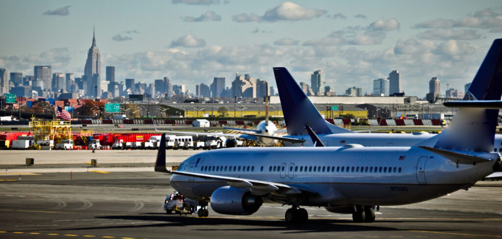 Newark Liberty Airport Deploys Public Road Autonomous Shuttle ...